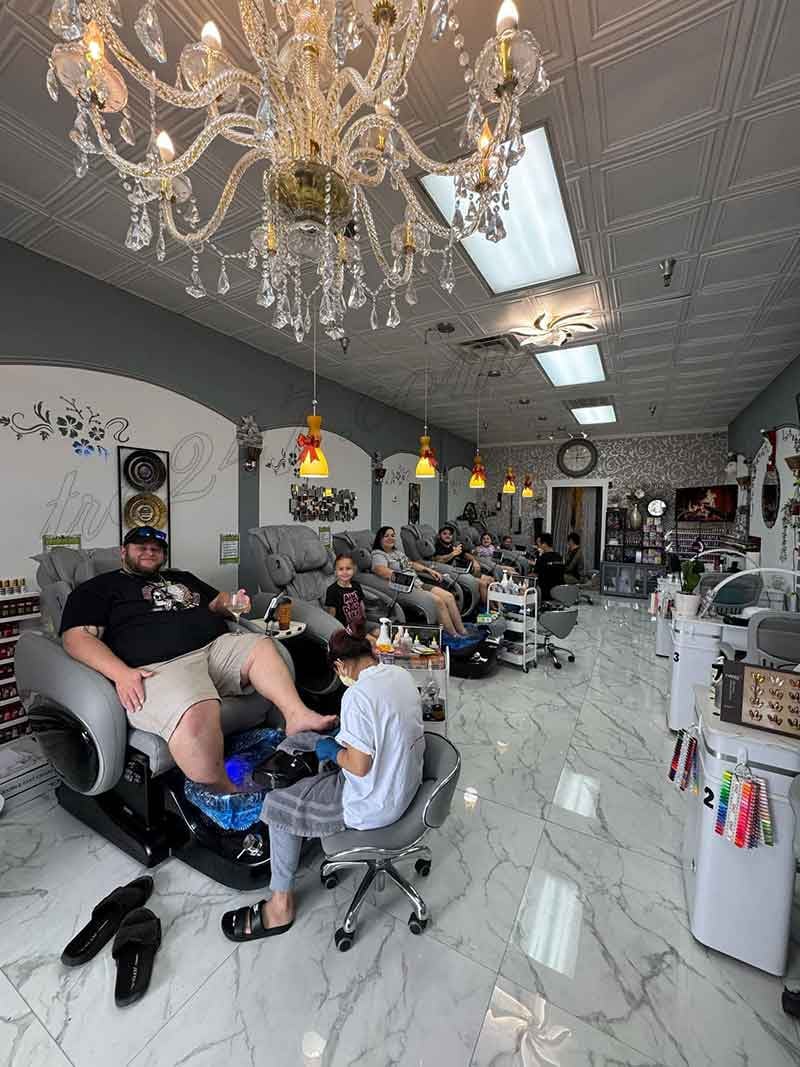 Sang Tiệm Mới Remodel Tại Gainesville, FL tại Gainesville, Florida