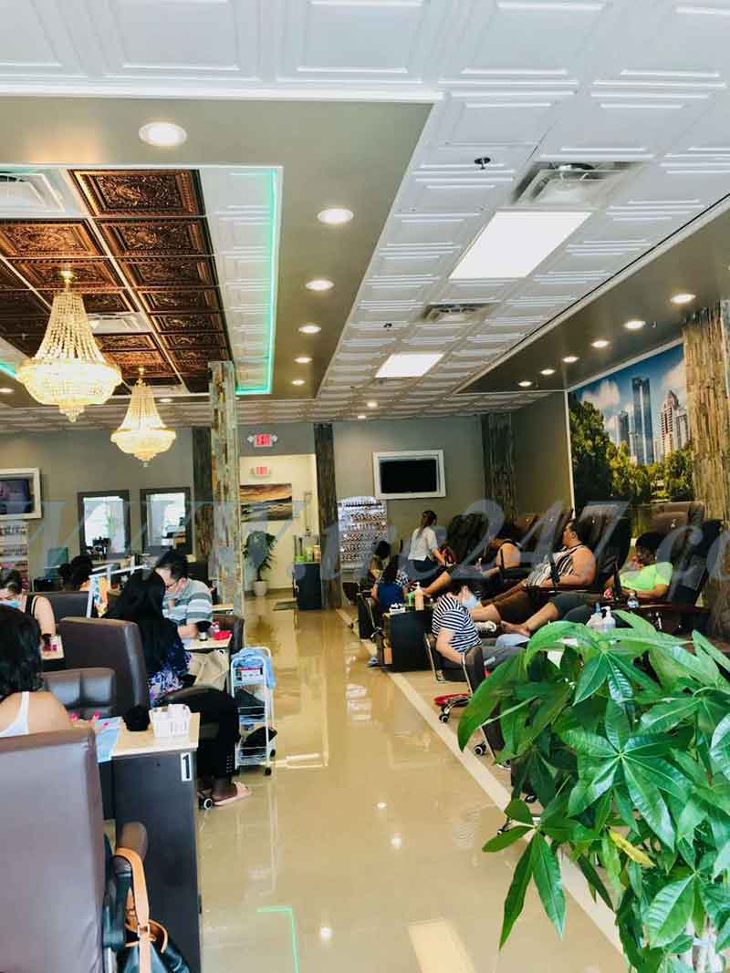 Sang tiệm nail tại Houston, Texas tại Bellaire, Texas