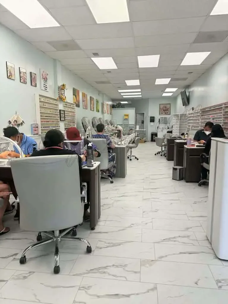 SANG GẤP TIỆM NAIL MARYLAND – GIÁ CHỈ $50k, CÒN THƯƠNG LƯỢNG! tại... tại Hagerstown, Maryland - hình 3