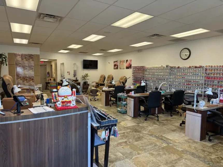 Sang Tiệm Nails Fairfield, Ohio - Income Tốt - hình 3