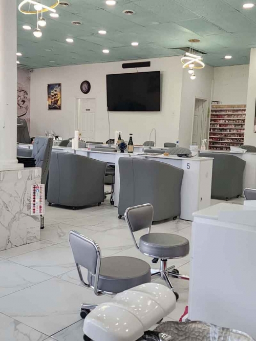 Sang Tiệm Nails Lynchburg, Virginia - Income Tốt