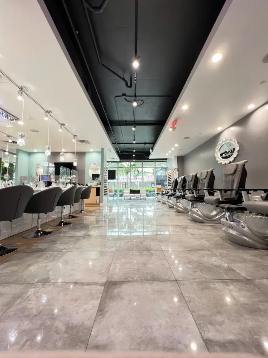 Sang Tiệm Nails Saint Petersburg, Florida - Income Tốt