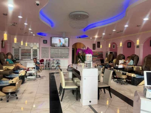 Sang Tiệm Nails Wildwood, Florida - Income Tốt - hình 4